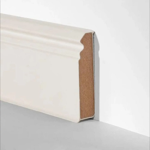 Фото Плинтус Dollken (Долкен) Cubu Hamburger style 80 slim, 1328/ 5012 white белый (1уп=6 шт)